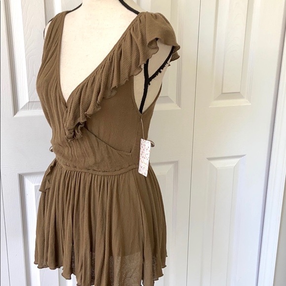 NWT Free People Float Away Asymmetrical Tank - Picture 6 of 11